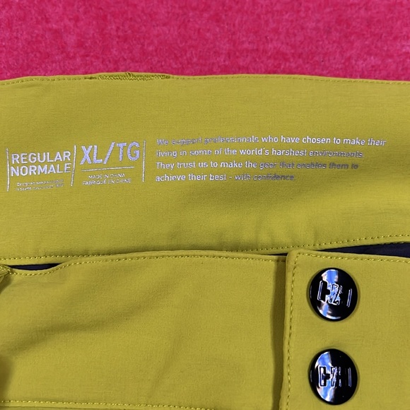 Helly Hansen Rapid Ski Pants, Bright Moss, XL, worn once - Picture 4 of 5